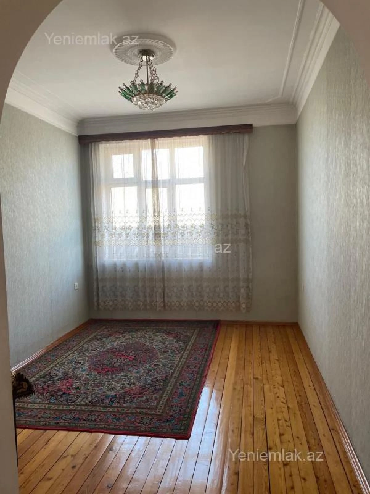 Satılır 6 otaqlı həyət evi 280 m²
