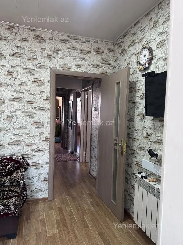 Satılır 2 otaqlı köhnə tikili 70 m²
