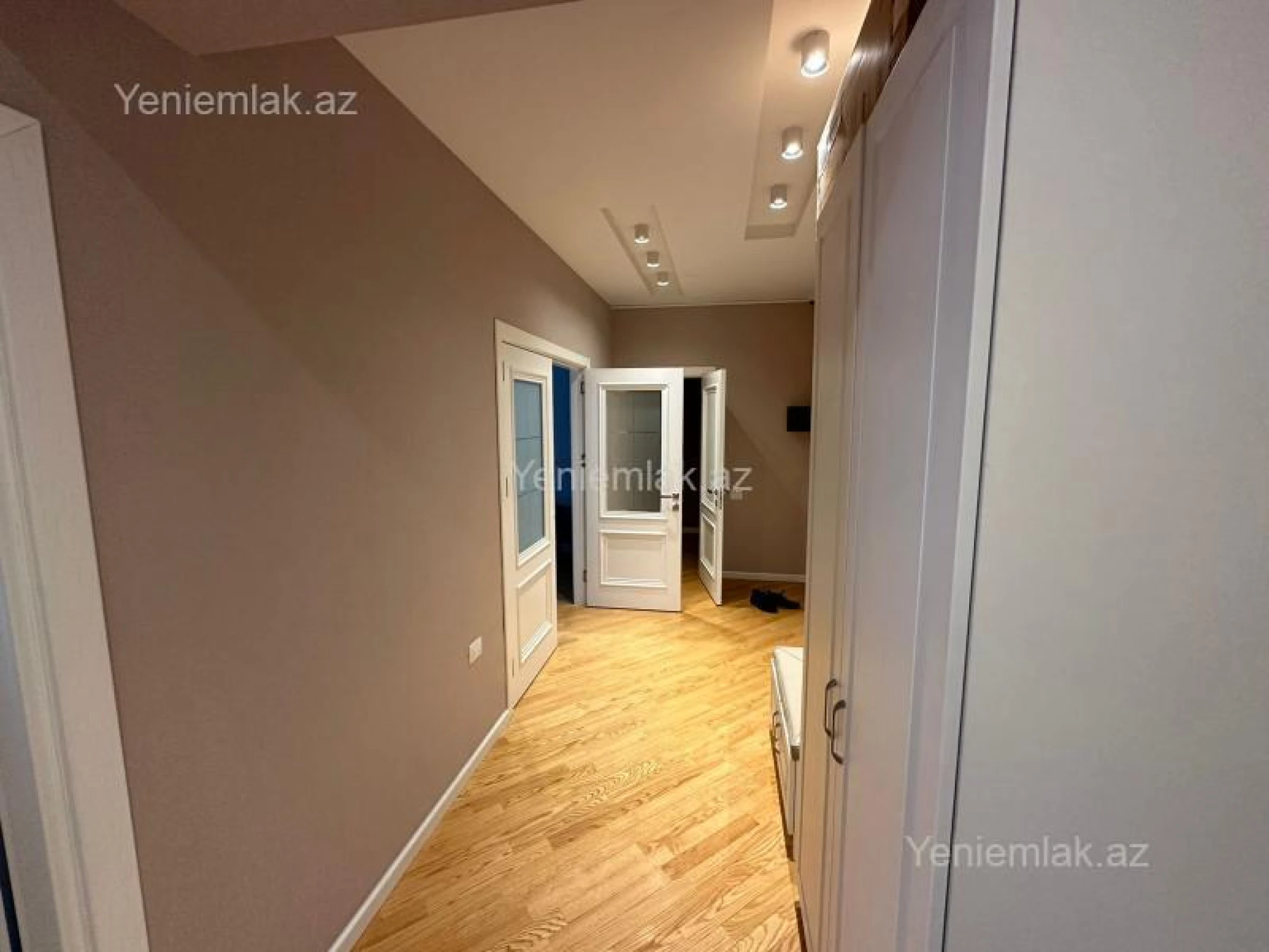 Satılır 2 otaqlı yeni tikili 90 m²