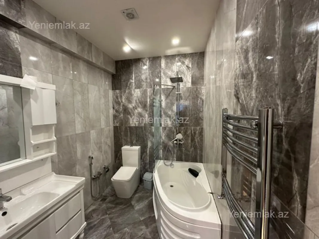 Satılır 2 otaqlı yeni tikili 90 m²