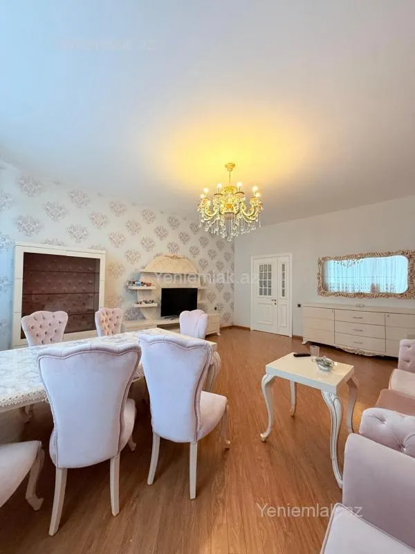 Satılır 4 otaqlı yeni tikili 180 m²
