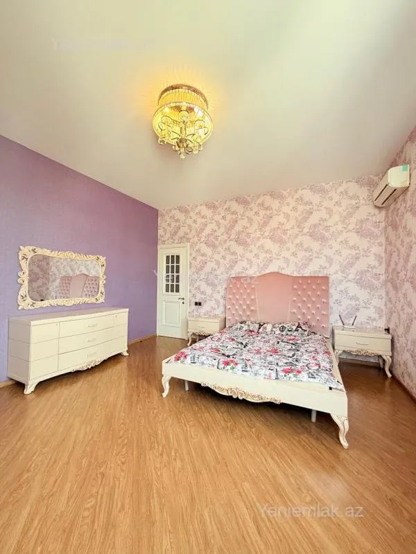 Satılır 4 otaqlı yeni tikili 180 m²