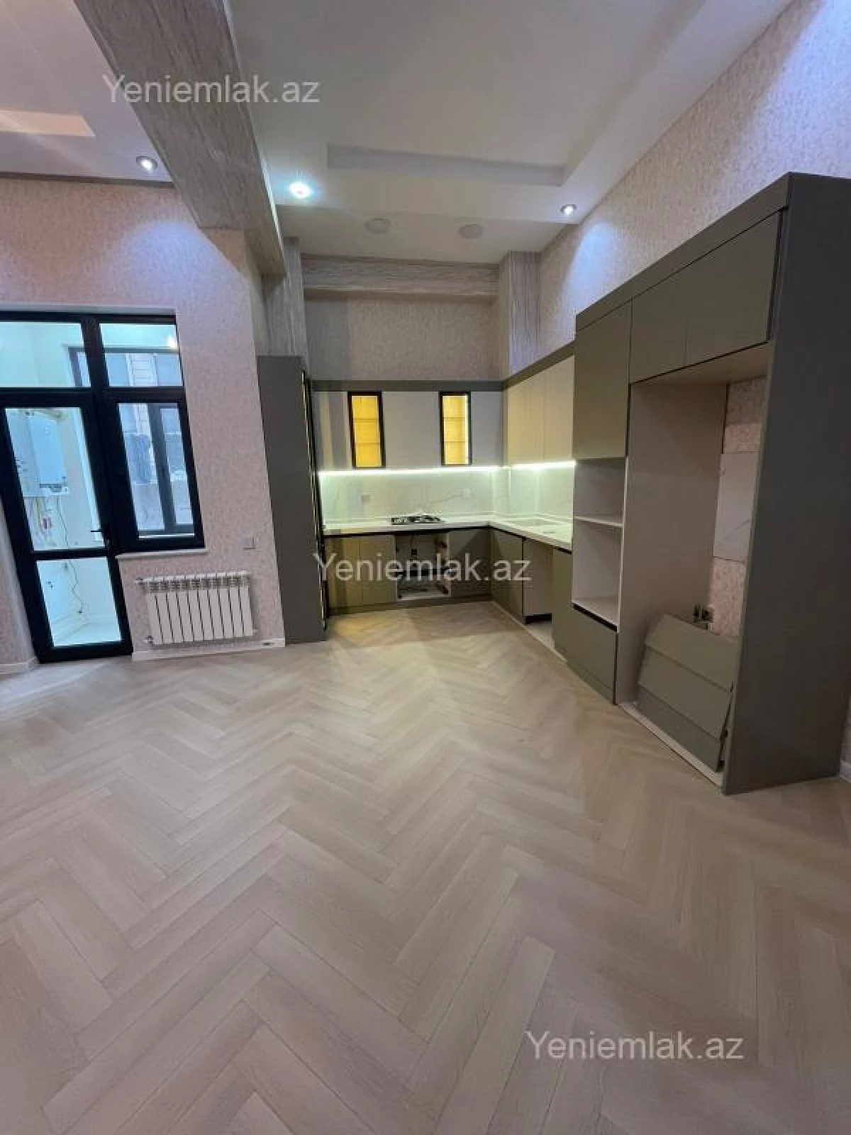 Satılır 2 otaqlı yeni tikili 65 m²