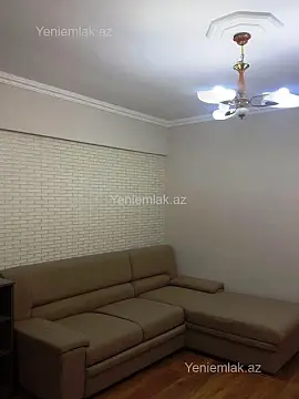 Satılır 1 otaqlı köhnə tikili 36 m²