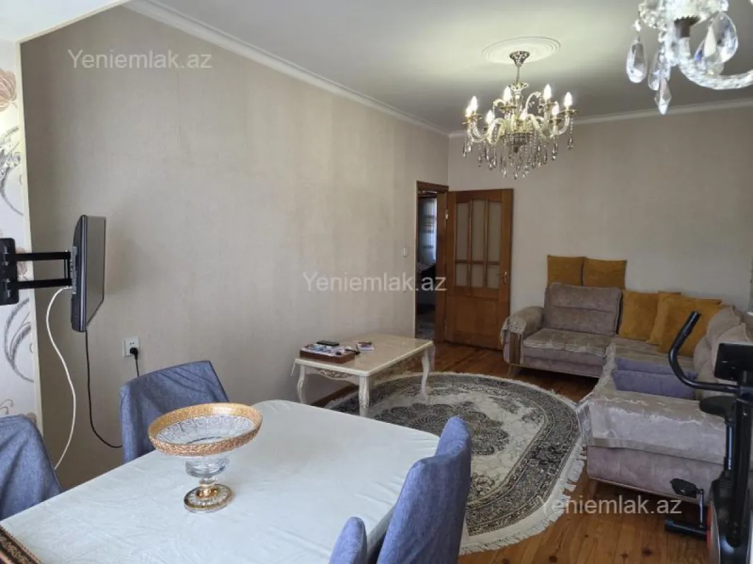 Satılır 3 otaqlı köhnə tikili 85 m²