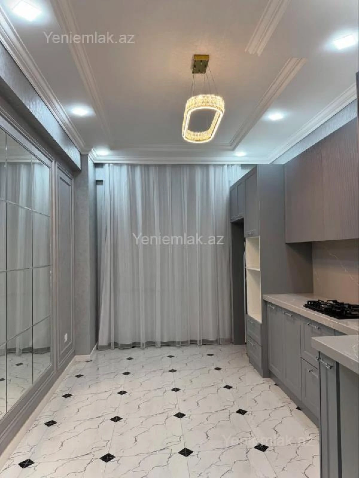 Satılır 3 otaqlı yeni tikili 137 m²