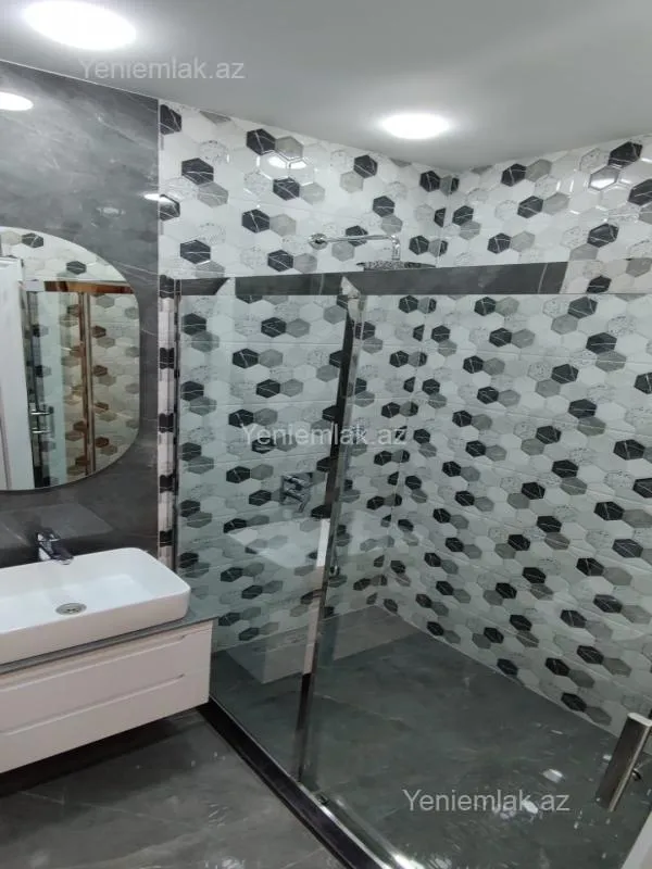 Satılır 3 otaqlı yeni tikili 137 m²