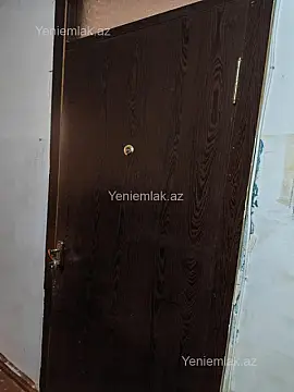 Satılır 1 otaqlı köhnə tikili 20 m²