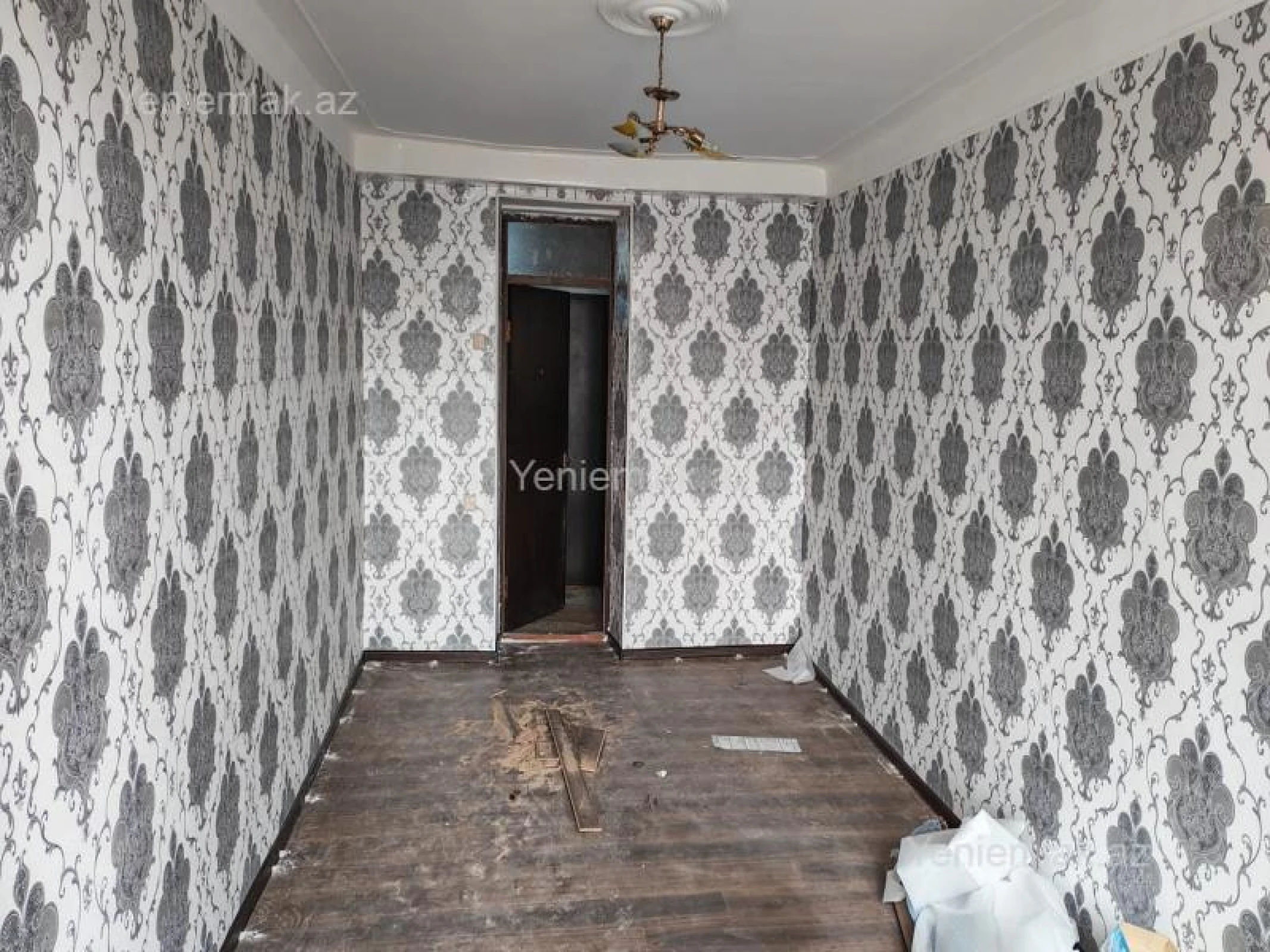 Satılır 1 otaqlı köhnə tikili 20 m²