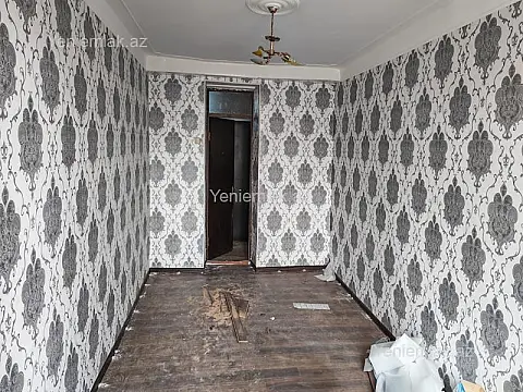 Satılır 1 otaqlı köhnə tikili 20 m²