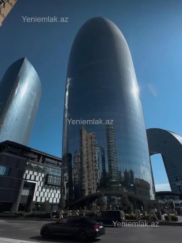 Satılır 3 otaqlı yeni tikili 140 m²