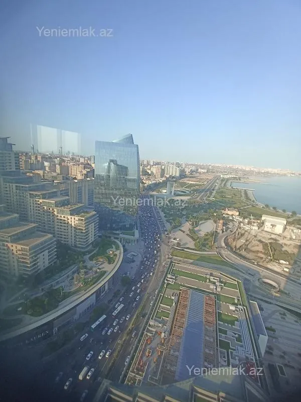 Satılır 3 otaqlı yeni tikili 140 m²