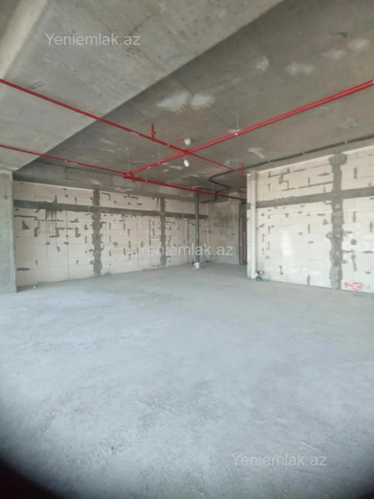 Satılır 3 otaqlı yeni tikili 140 m²