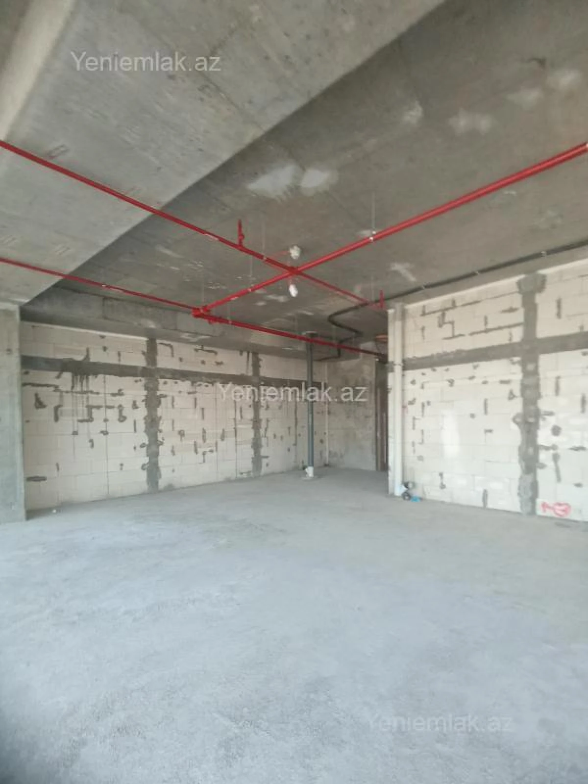 Satılır 3 otaqlı yeni tikili 140 m²