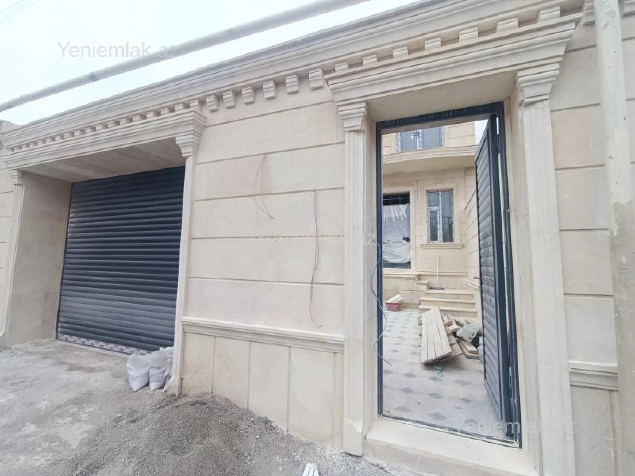 Satılır 5 otaqlı həyət evi 130 m²