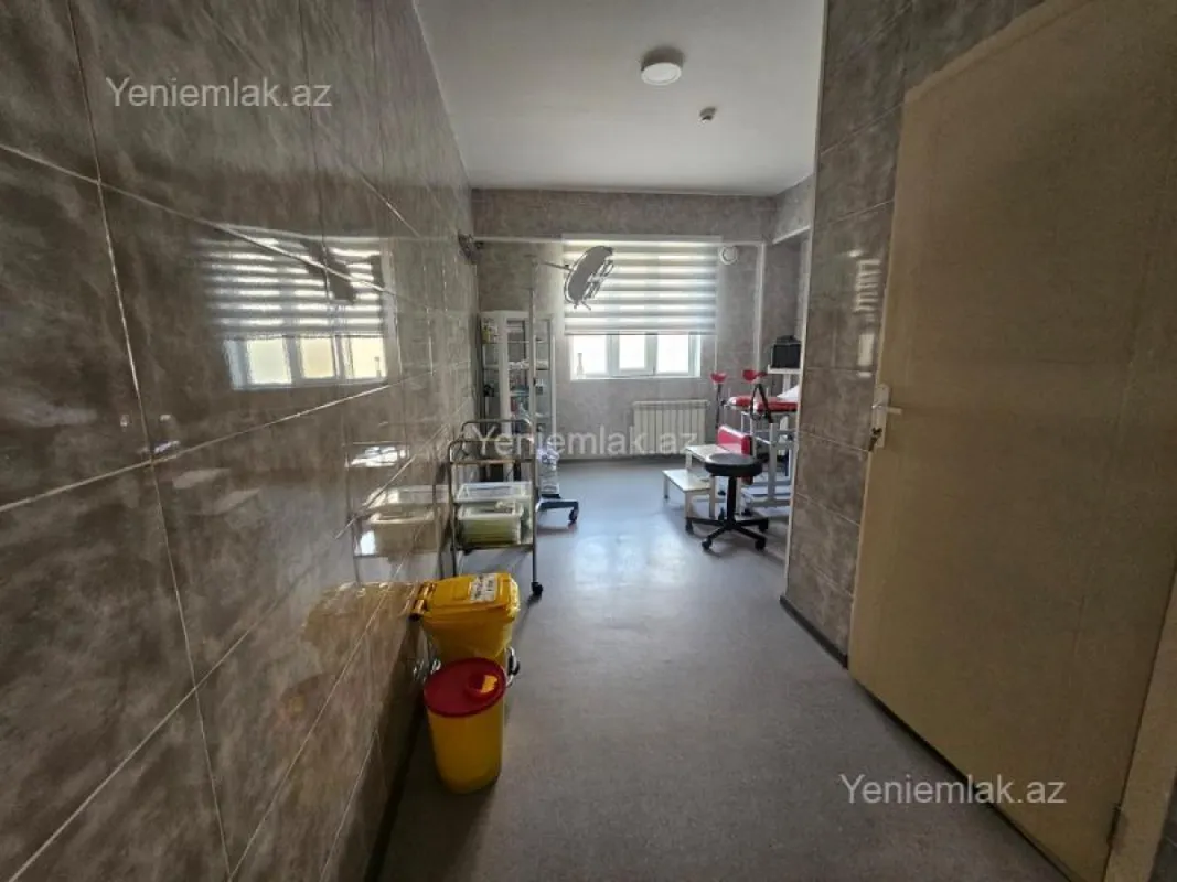 Satılır 16 otaqlı obyekt 4000 m²
