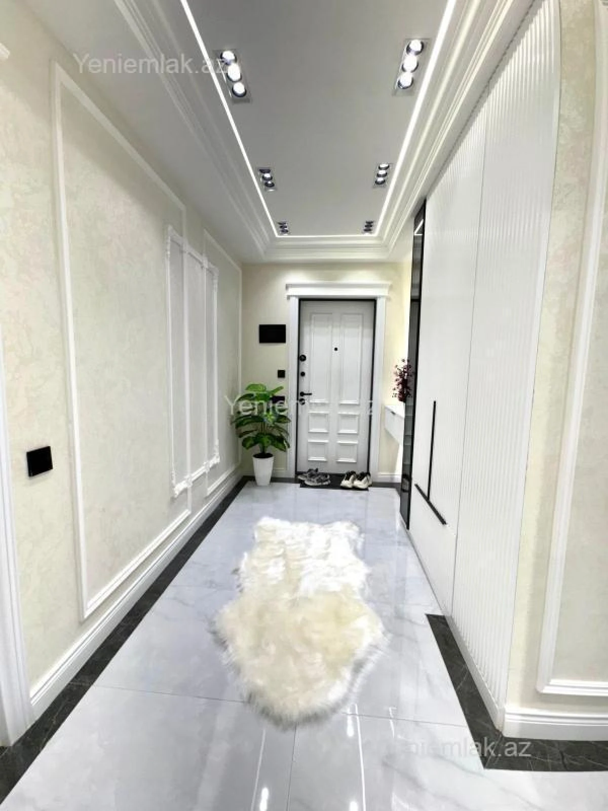 Satılır 3 otaqlı yeni tikili 100.5 m²