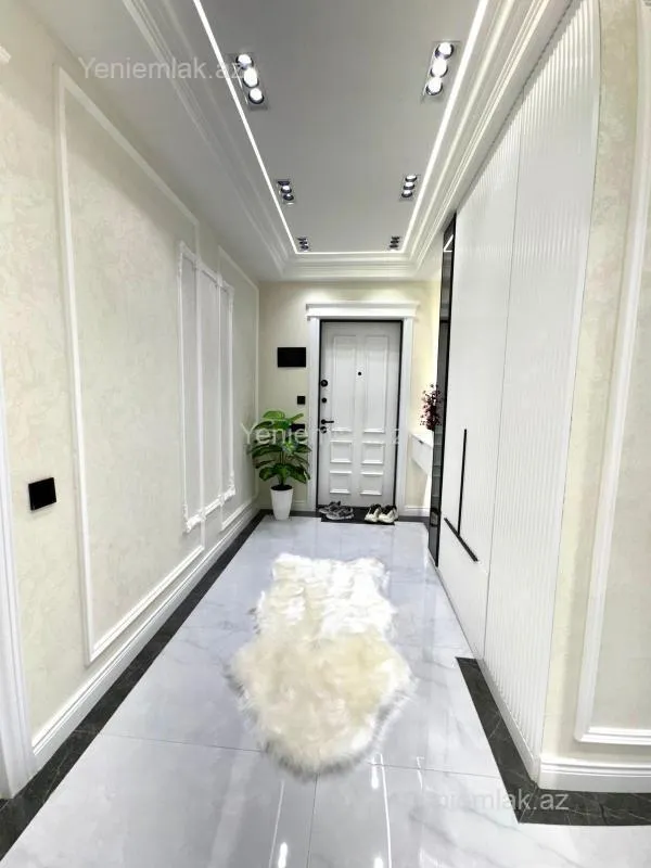 Satılır 3 otaqlı yeni tikili 100.5 m²