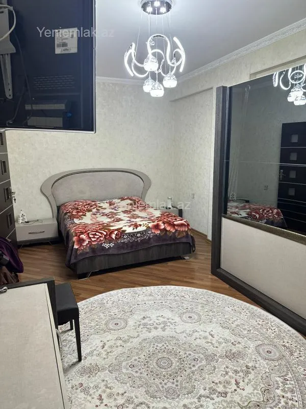 Satılır 2 otaqlı yeni tikili 80 m²