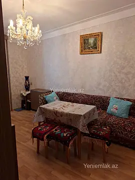 Satılır 5 otaqlı köhnə tikili 35 m²