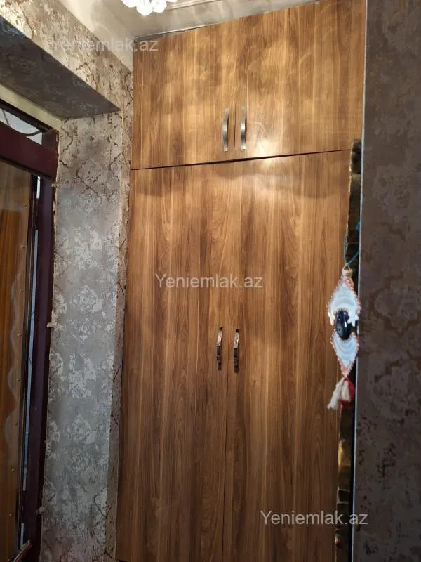 Satılır 5 otaqlı köhnə tikili 35 m²