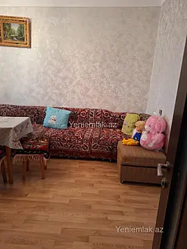 Satılır 5 otaqlı köhnə tikili 35 m²