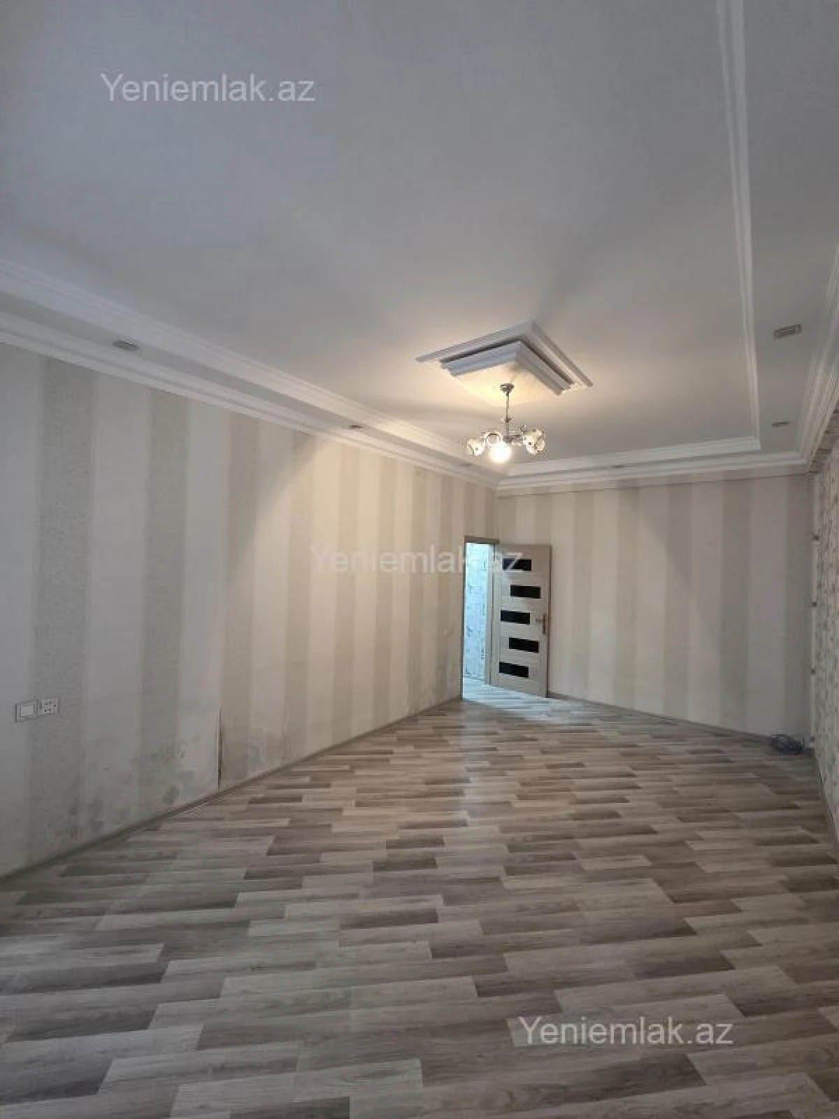 Satılır 2 otaqlı yeni tikili 89 m²