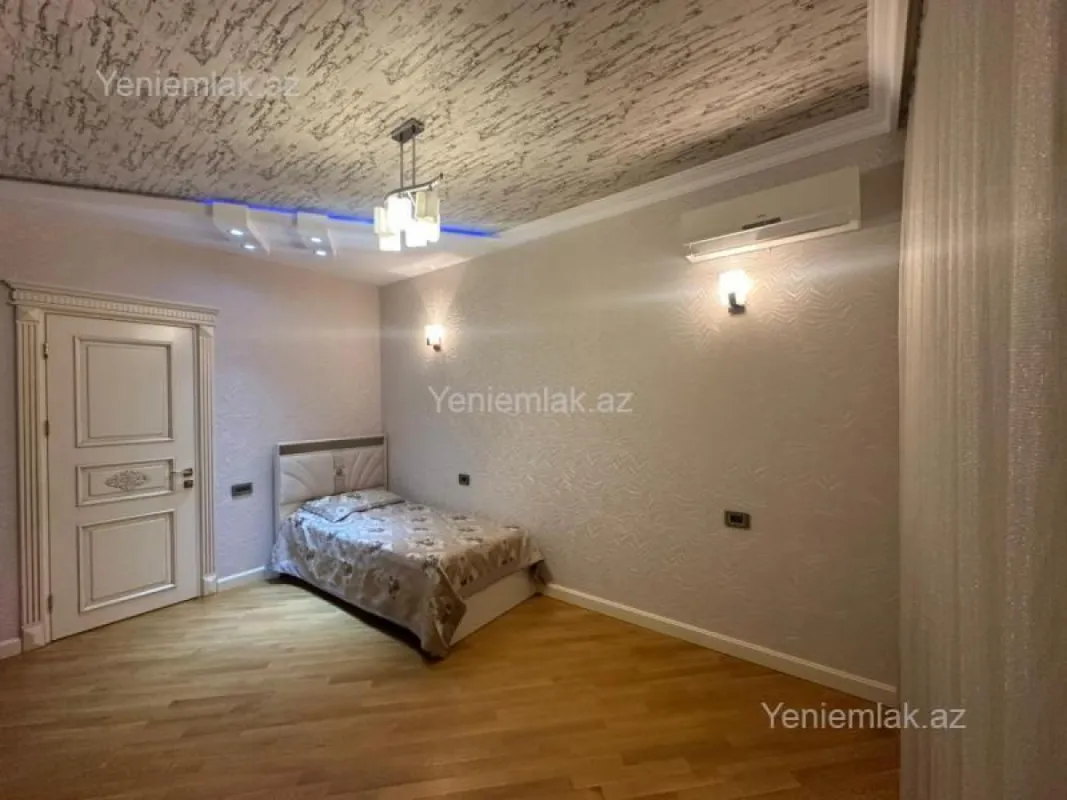 Satılır 4 otaqlı yeni tikili 180 m²