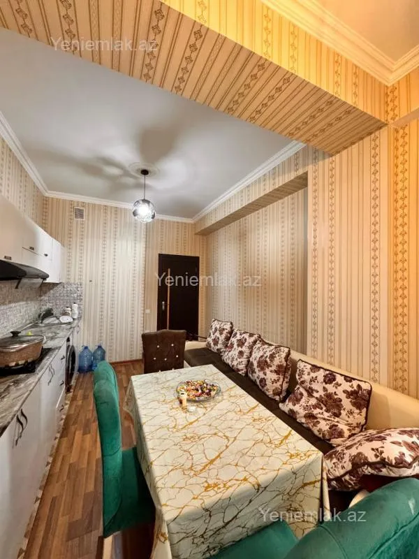Satılır 2 otaqlı yeni tikili 75 m²