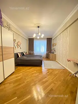 Satılır 3 otaqlı yeni tikili 125 m²