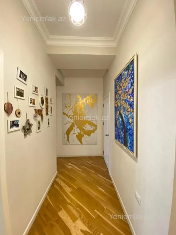 Satılır 3 otaqlı yeni tikili 125 m²