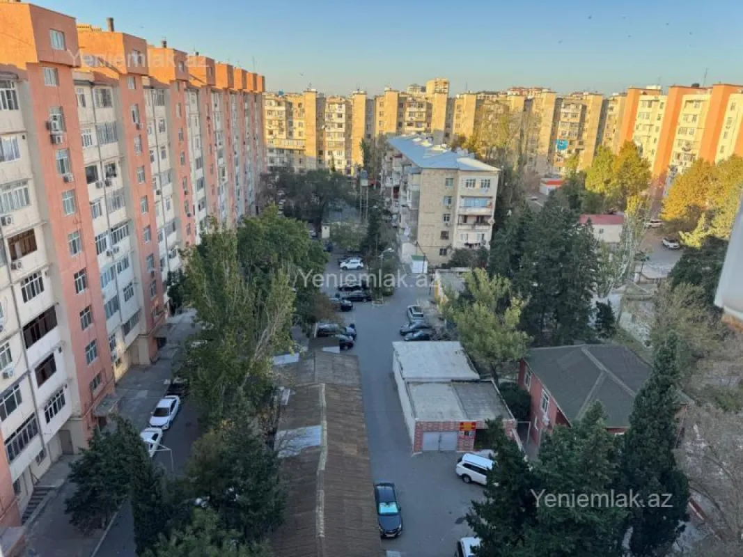 Satılır 2 otaqlı köhnə tikili 65 m²