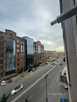 Satılır 3 otaqlı yeni tikili 105 m²