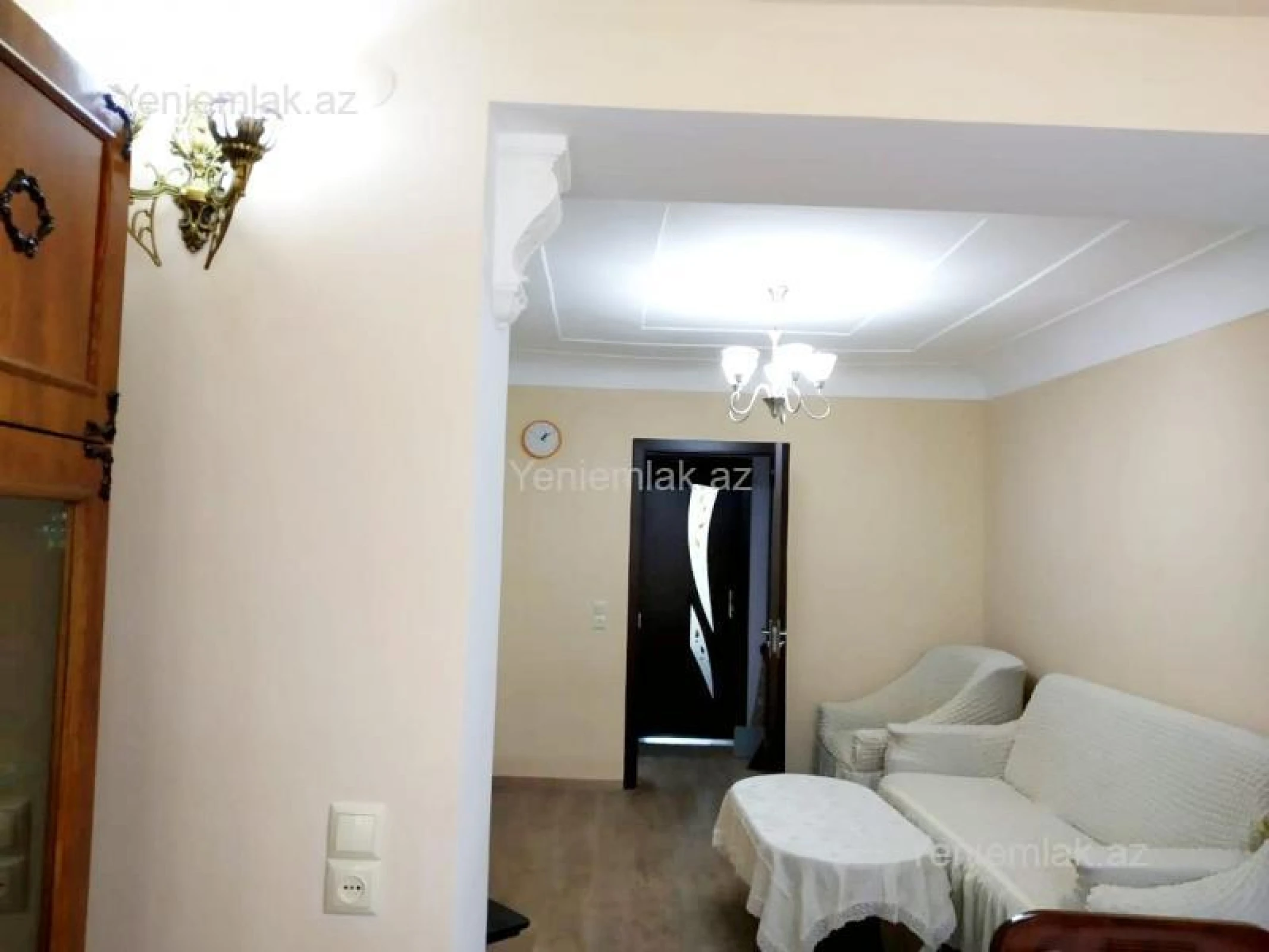 Satılır 2 otaqlı köhnə tikili 55 m²