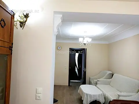 Satılır 2 otaqlı köhnə tikili 55 m²