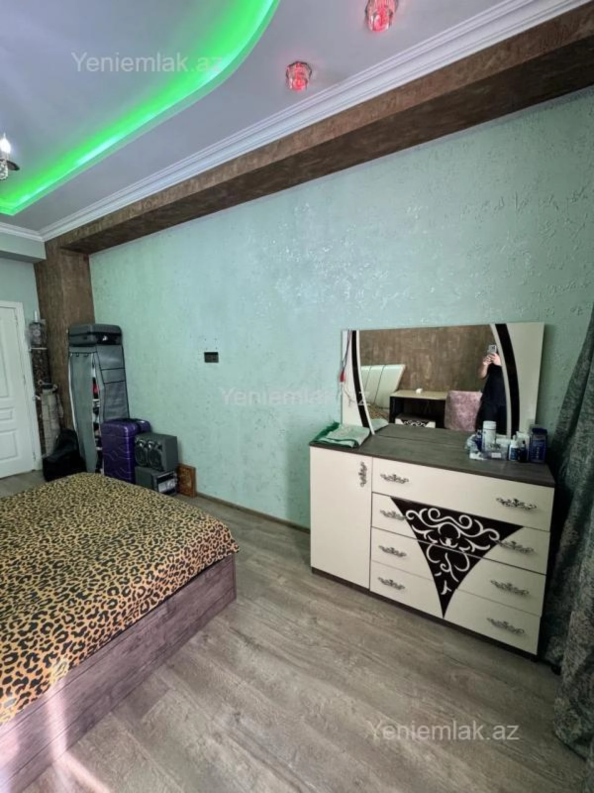 Satılır 2 otaqlı yeni tikili 85 m²