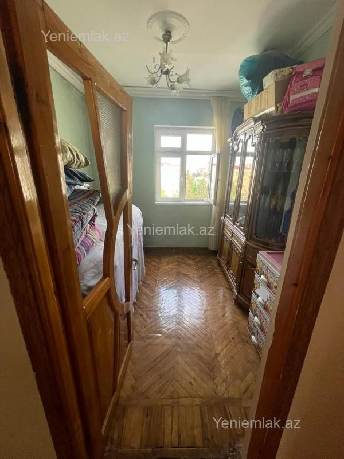 Satılır 3 otaqlı köhnə tikili 75 m²