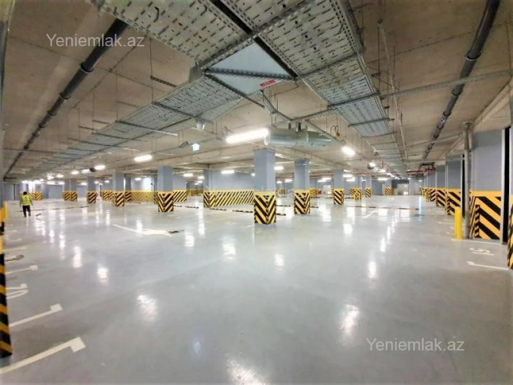Satılır 3 otaqlı yeni tikili 115 m²