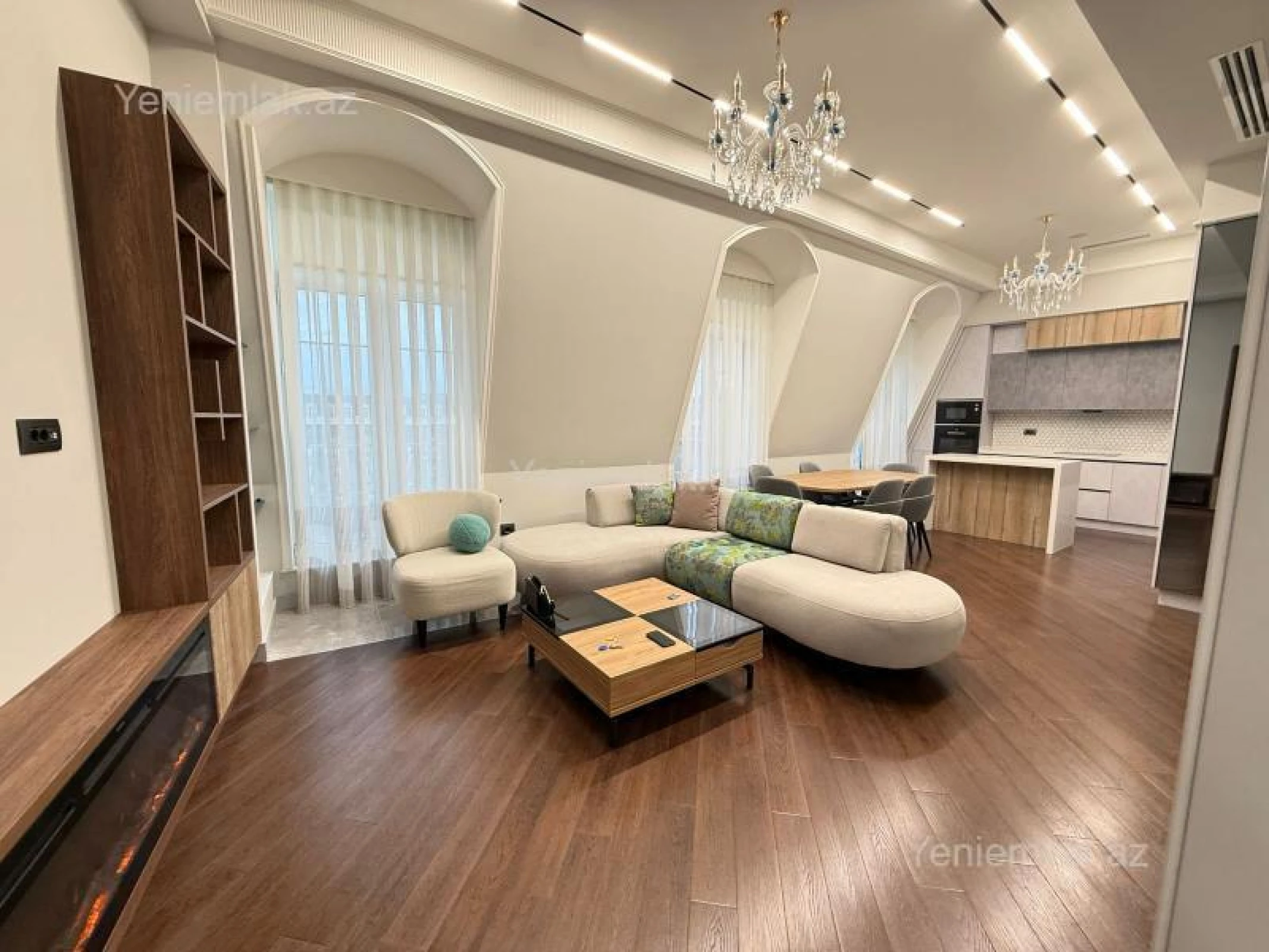 Satılır 3 otaqlı yeni tikili 115 m²