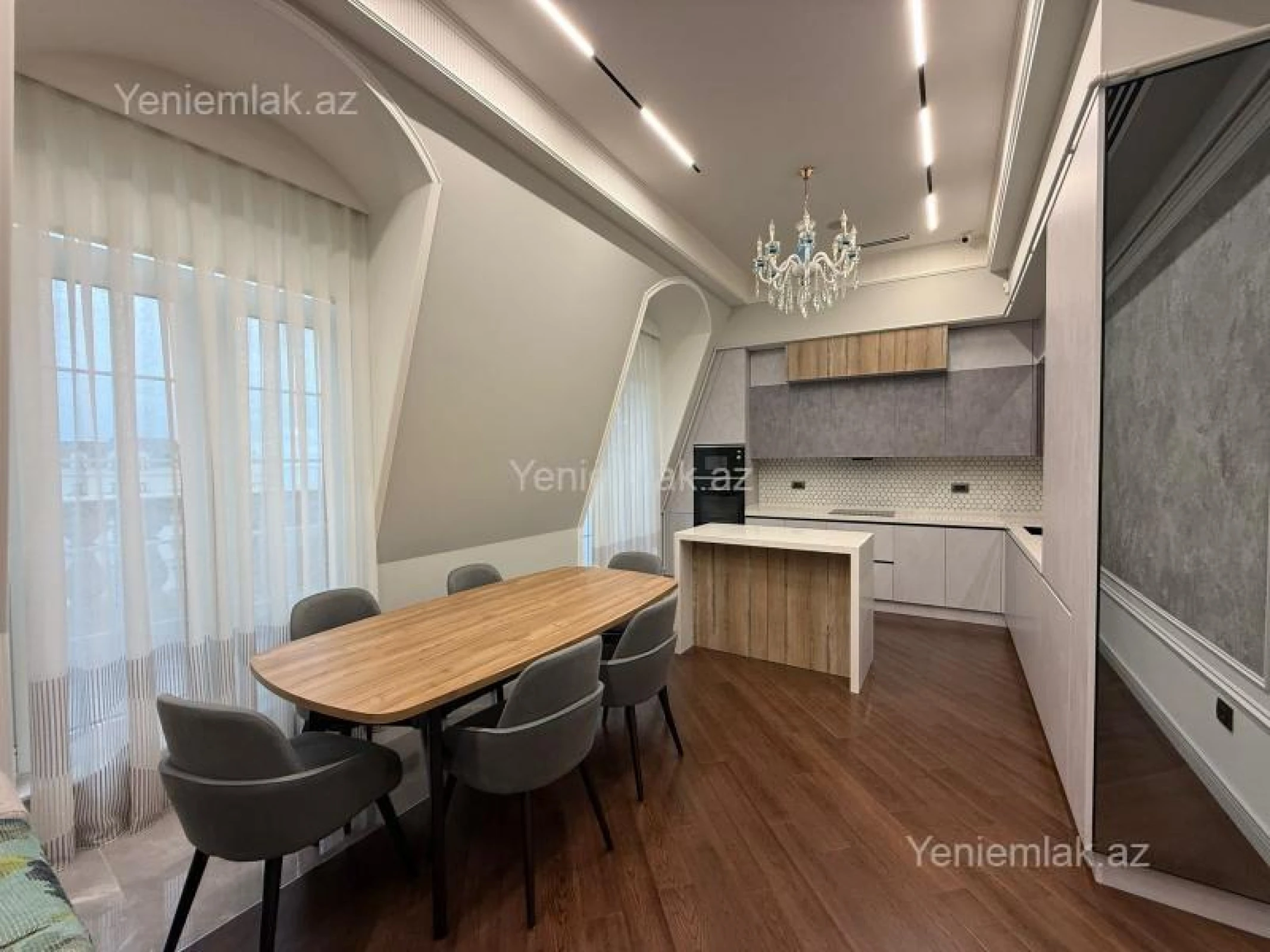 Satılır 3 otaqlı yeni tikili 115 m²