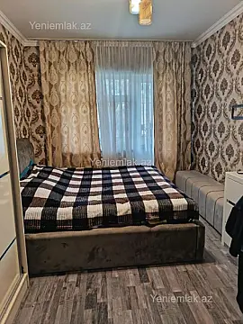 Satılır 4 otaqlı köhnə tikili 110 m²