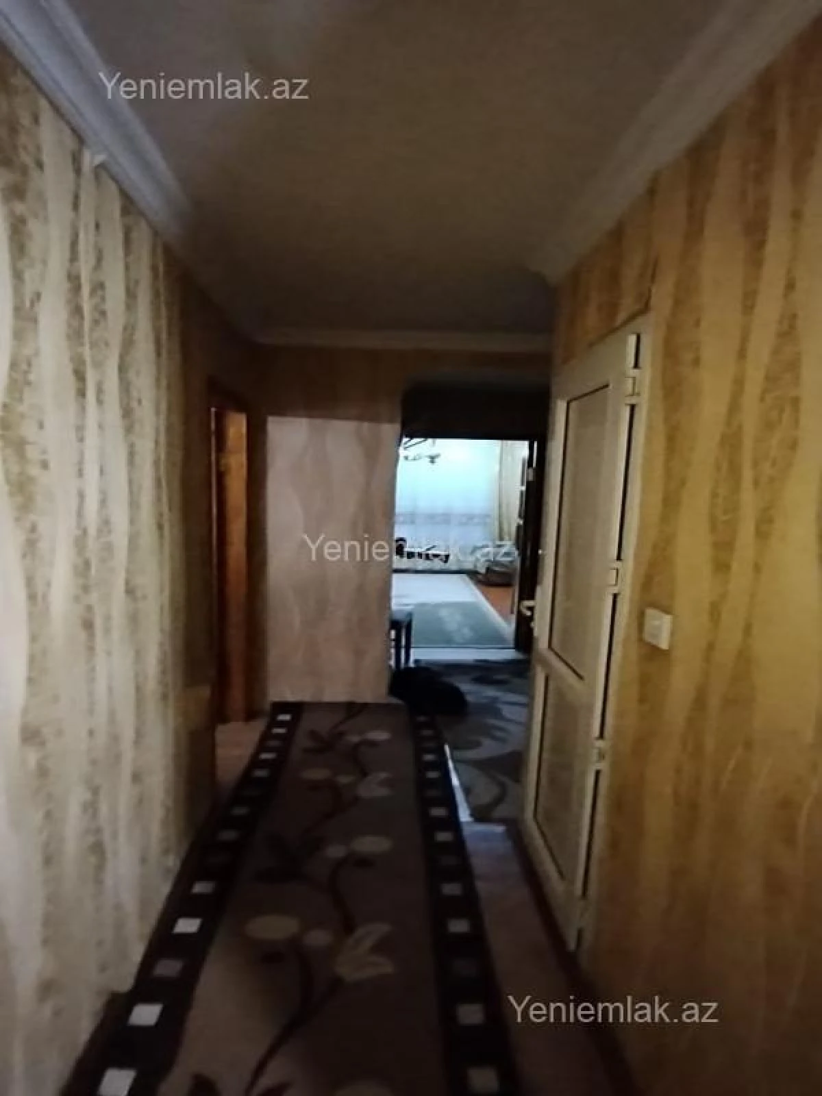 Satılır 4 otaqlı köhnə tikili 90 m²