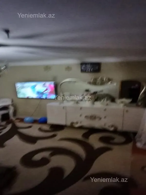 Satılır 4 otaqlı köhnə tikili 90 m²