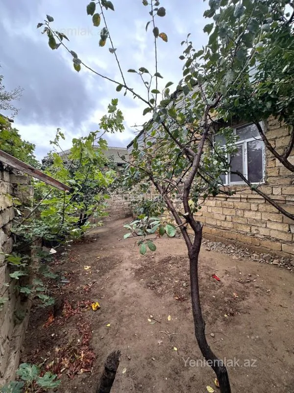 Satılır 4 otaqlı həyət evi 110 m²