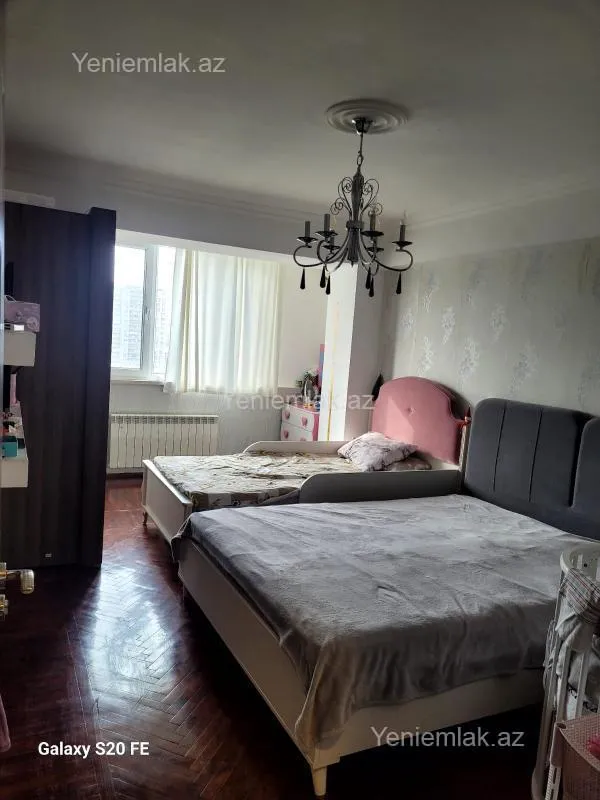 Satılır 6 otaqlı köhnə tikili 210 m²
