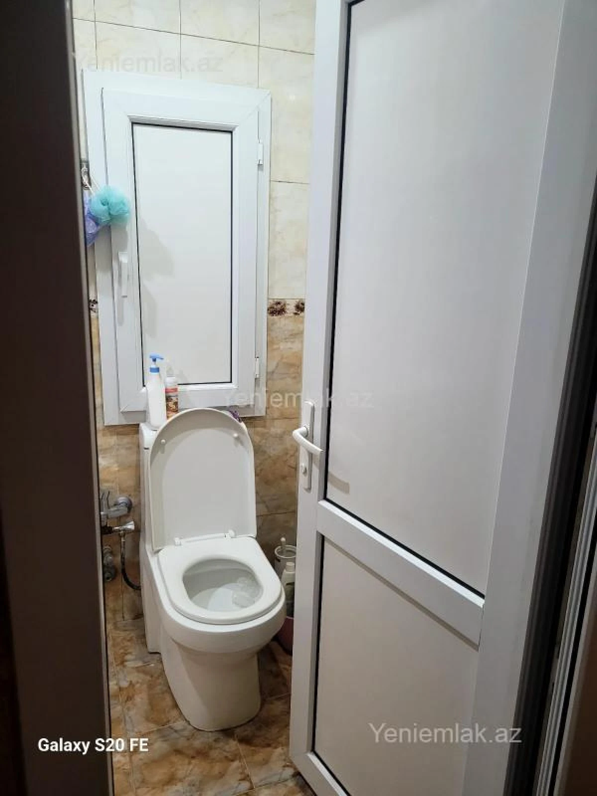 Satılır 6 otaqlı köhnə tikili 210 m²