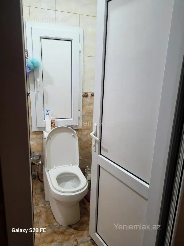 Satılır 6 otaqlı köhnə tikili 210 m²