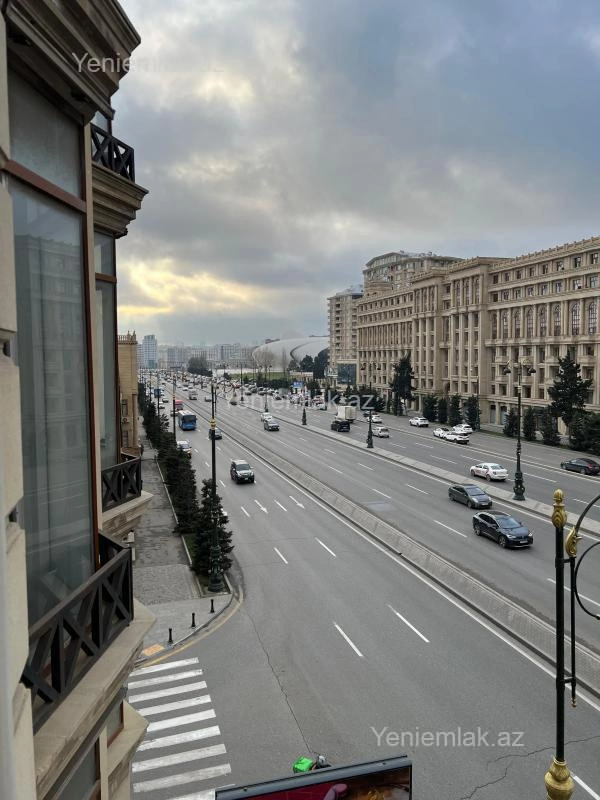 Satılır 7 otaqlı yeni tikili 280 m²