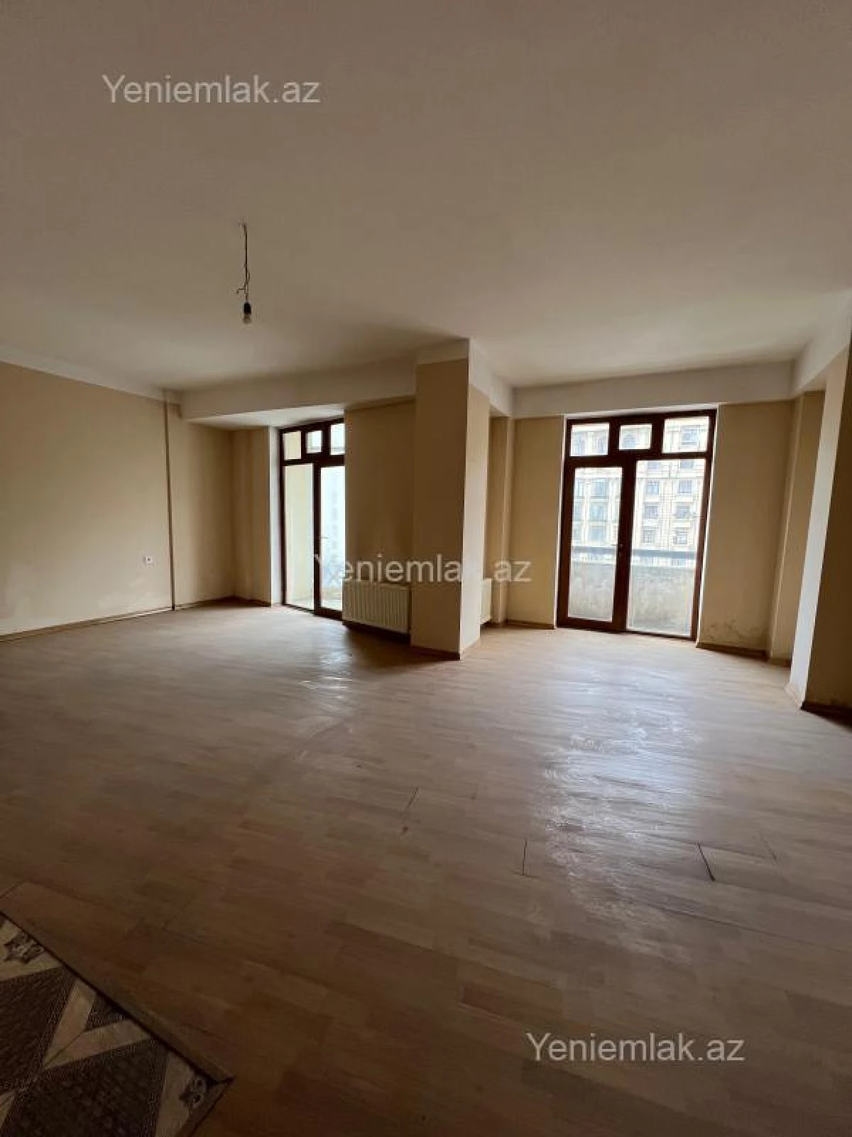 Satılır 7 otaqlı yeni tikili 280 m²