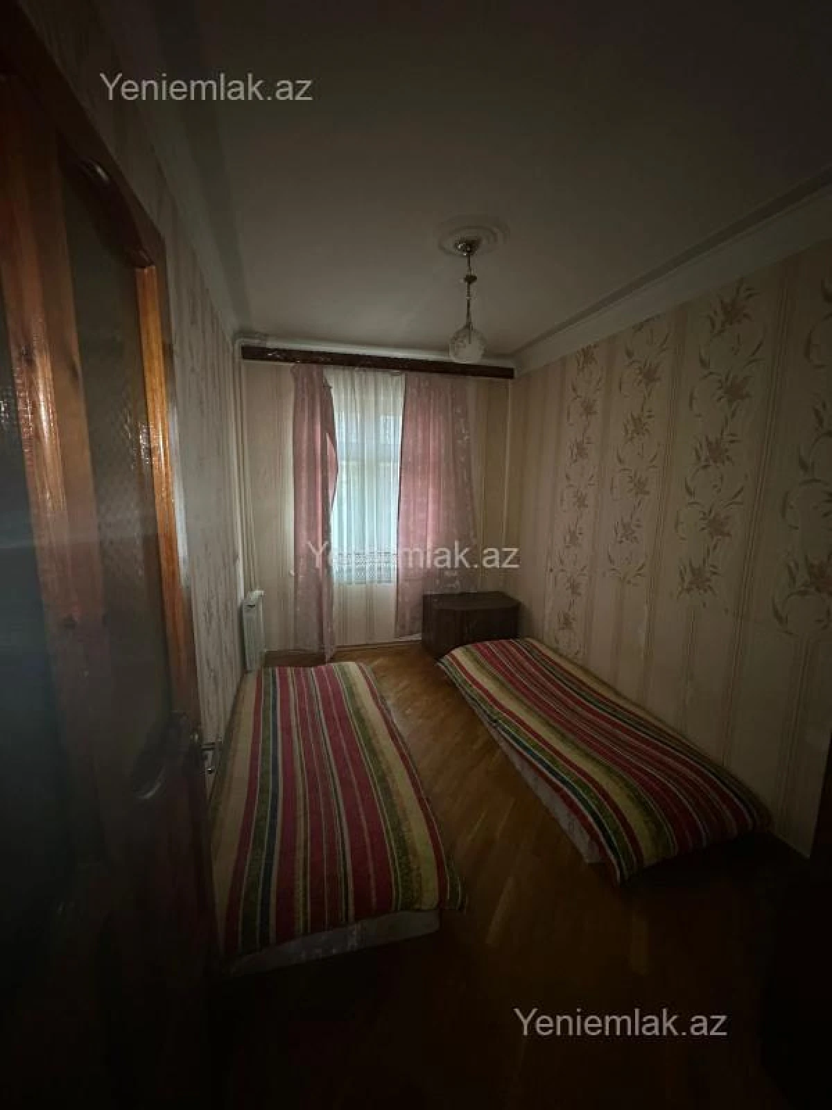 Satılır 3 otaqlı köhnə tikili 75 m²